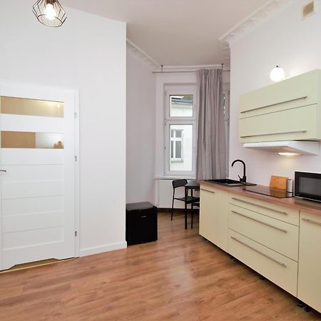 Roomspoznan Pl - Apartamenty I Pokoje Polwiejska 20 - 24H Self Check-In Exterior foto