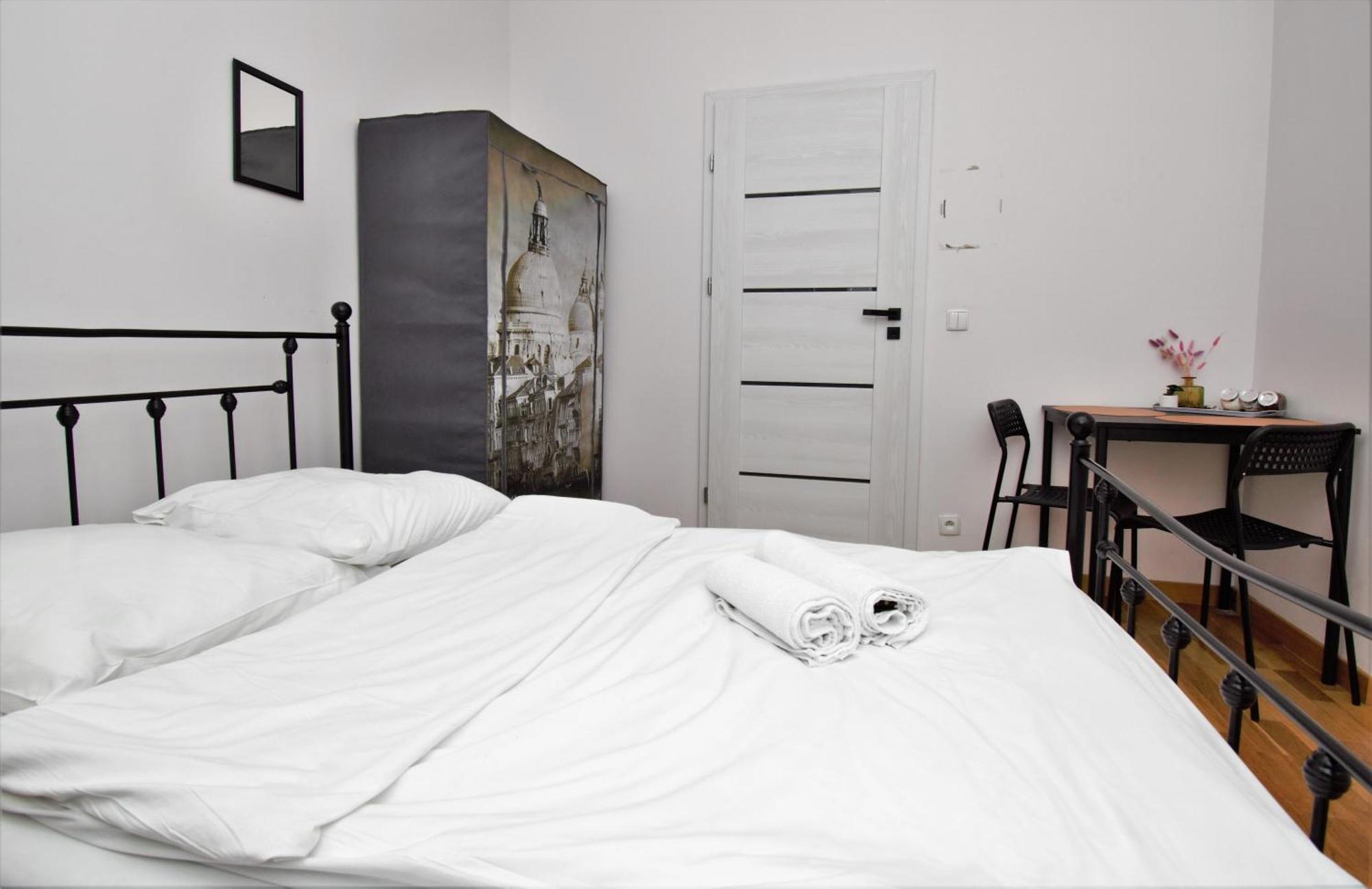 Roomspoznan Pl - Apartamenty I Pokoje Polwiejska 20 - 24H Self Check-In Exterior foto